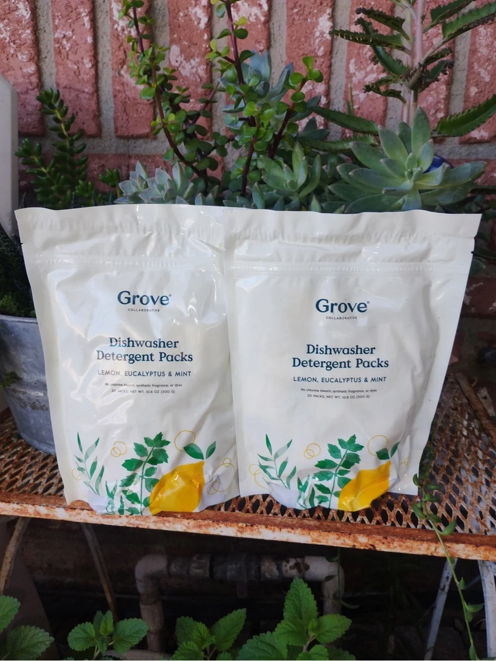 2pk GROVE White Dishwasher Detergent Packs with Lemon Accent